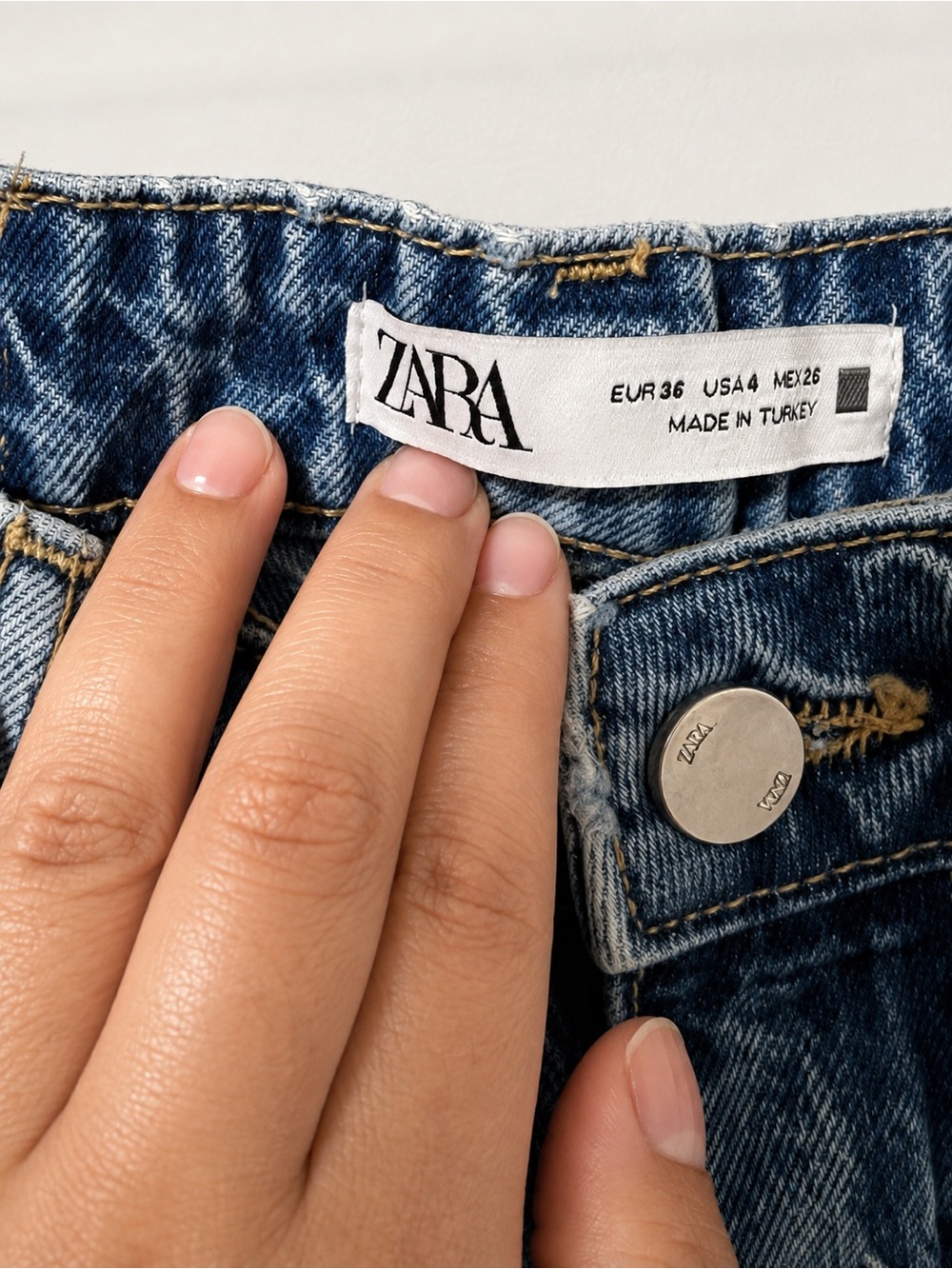 Zara Blue Straight Ankle Length Jeans with Side Studs - Picture 4 of 6